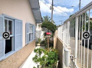 Casa · 98m² · 4 Quartos · 1 Vaga · TERRENO COM 2 CASAS NA LAGOA DA CONCEIÇÃO - FLORIANÓPOLIS/SC