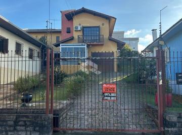 Casa · 161m² · 4 Quartos · 1 Vaga · Casa de 2 pavimentos no bairro Planalto com 4 dormitórios