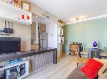 Apartamento · 61m² · 2 Quartos · 1 Vaga · Apartamento com 2 quartos sendo 1 Suíte, sala de estar com sacada, 1 vaga no Jardim Carvalho
