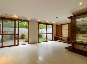 Casa · 335m² · 4 Quartos · 2 Vagas · Excelente casa em condomínio, 4 quartos, 2 vagas com 334m² no bairro Santa Isabel.