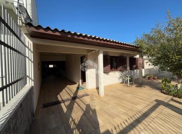 Casa · 160m² · 3 Quartos · 2 Vagas · CASA 3 DOMITÓRIOS CENTRO GRAVATAÍ COM PÁTIO E GARAGEM PRA 2 CARROS