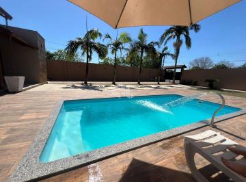 Casa · 160m² · 3 Quartos · 3 Vagas · Casa com 3 dormitórios e piscina em Esteio