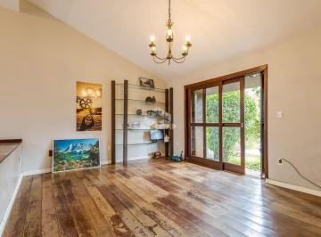 Casa · 229m² · 4 Quartos · 4 Vagas · Casa de 04 dormitórios de 229,30m² privativos no Bairro Jardim Itú