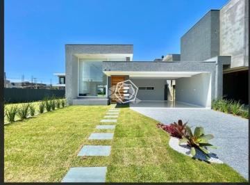 Casa · 185m² · 4 Quartos · 2 Vagas · Casa em Condomínio à venda no Remanso, Xangri-Lá, com 4 suítes e 185m²