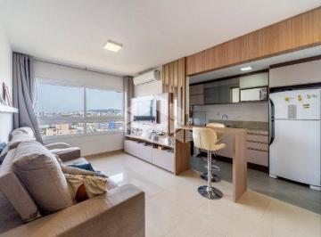 Apartamento · 76m² · 3 Quartos · 2 Vagas · Apartamento de 3 dormitórios com suíte e 2 vagas de garagem no bairro São João em Porto Alegre
