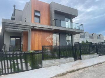 Casa · 149m² · 3 Quartos · 3 Vagas · Casa alto padrão, com 3 dormitórios, 3 vagas, 149,31 m² construídos, no loteamento Longaroni em Garo