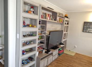 Casa · 54m² · 2 Quartos · 2 Vagas · Bela casa mobiliada no Centro Novo