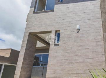 Casa · 185m² · 3 Quartos · 1 Vaga · Casa de 3 Dormitórios com Suíte e Vista para o Guaíba em Loteamento Exclusivo