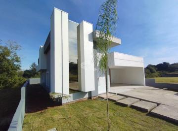 Casa · 175m² · 3 Quartos · 2 Vagas · Casa térrea moderna com suíte e varanda gourmet no Terra Madre