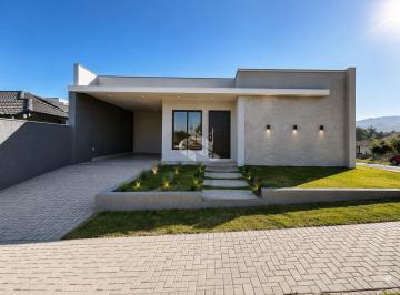 Casa · 111m² · 3 Quartos · 1 Vaga · Casa nova de esquina à venda no bairro Bela Vista - Dois Irmãos