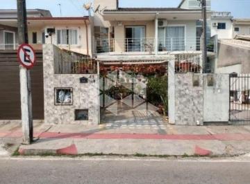 Casa · 68m² · 2 Quartos · Sobrado com 2 dormitórios em forquilhas, São José-SC