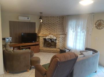 Casa · 180m² · 2 Quartos · 2 Vagas · Casa 02 dormitórios e com grande área de lazer em Santa Cruz do Sul