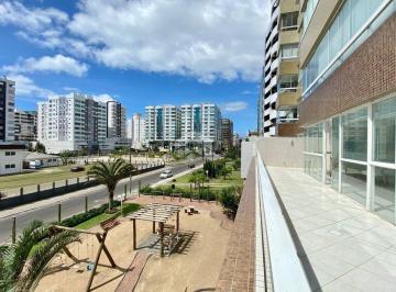 Apartamento · 203m² · 3 Quartos · 1 Vaga · Apartamento de 3 Dormitórios com terraço em Capão da Canoa!!