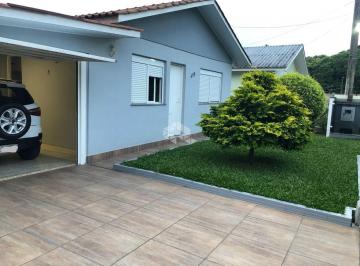Casa · 73m² · 2 Quartos · 1 Vaga · Casa de alvenaria, Bairro Ipanema, com 73 m2, 2 dormitórios, sala e cozinha integradas, 2 banheiros,