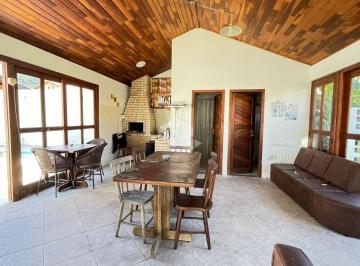 Casa · 110m² · 2 Quartos · 2 Vagas · Casa a venda no Campeche 110 metros quadrados com 2 quartos, 2 banheiro, piscina