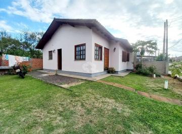 Casa · 57m² · 2 Quartos · 2 Vagas · Casa alvenaria plana 2 dormitórios, sala, cozinha, 1 banheiro, vaga para estacionamento, aceita fina
