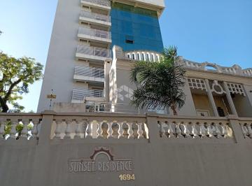 Apartamento · 70m² · 2 Quartos · 1 Vaga · Apartamento de 2 quartos com suíte à venda no Centro de Santa Maria