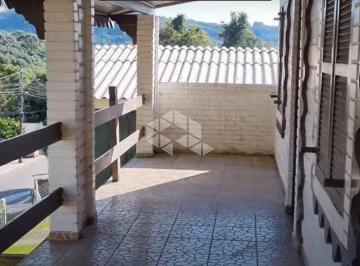 Casa · 174m² · 3 Quartos · 1 Vaga · Casa com 174m² no Bairro Piratini, a 5 minutos da Rua Coberta de Gramado