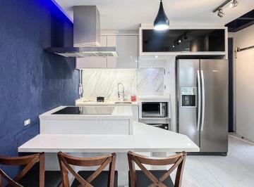 Apartamento · 67m² · 2 Quartos · 2 Vagas · Cobertura à venda em Jurerê