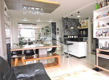 Apartamento · 82m² · 2 Quartos · 2 Vagas · Apartamento semimobiliado com 2 dormitórios sendo um suíte e 2 vagas no Sanvitto