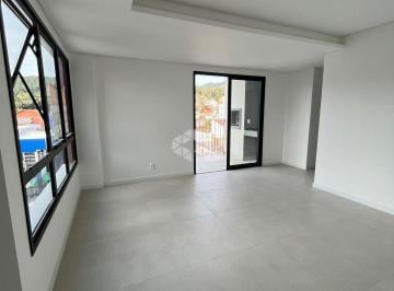 Apartamento · 84m² · 2 Quartos · 1 Vaga · Apartamento de 2 dormitórios, sendo 1 suíte no João Paulo, com 1 banheiro social e 1 vaga de garagem