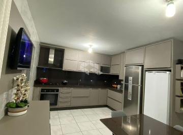 Casa · 130m² · 3 Quartos · 2 Vagas · Casa com 03 quartos/dormitórios no bairro Forquilhas, em São José- SC
