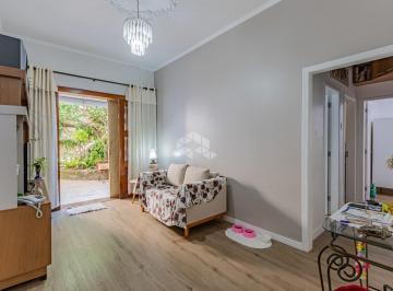 Apartamento · 70m² · 2 Quartos · Apartamento de 2 quartos. Pátio com área de lazer Churrasqueira.