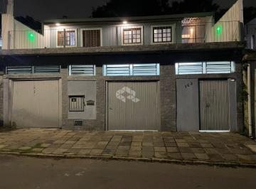 Casa · 190m² · 3 Quartos · 2 Vagas · Casa de 3 Quartos no Jardim Sabará, Porto Alegre - 125m²