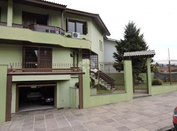 Casa · 270m² · 4 Quartos · 2 Vagas · 4 dormitórios sendo 01 suíte no Cinquentenário em Caxias do Sul