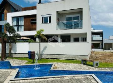Casa · 198m² · 3 Quartos · 1 Vaga · Casa com 3 quartos/dormitórios no Deltaville, em Biguaçu- SC