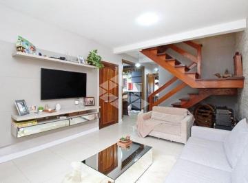 Casa · 197m² · 3 Quartos · 2 Vagas · Casa de 2 Dormitórios em Condomínio, no bairro Guarujá
