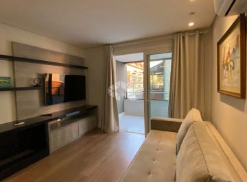 Apartamento · 82m² · 2 Quartos · 1 Vaga · Apartamento 2 dormitórios, 81,89m² privativos, 1 vaga, no Centro de Gramado, uma quadra da Rua Cober