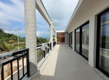 Casa · 230m² · 3 Quartos · 2 Vagas · Casa nova em condomínio fechado no Cacupé com 3 suítes