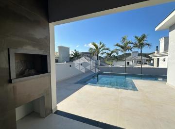 Casa · 173m² · 3 Quartos · 2 Vagas · Casa com 3 quartos/dormitórios no bairro Pedra Branca, em Palhoça- SC
