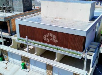 Casa · 143m² · 3 Quartos · 2 Vagas · Casa duplex à venda nos Ingleses - 600 metros da praia