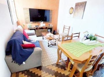 Apartamento · 77m² · 2 Quartos · Apartamento 2 dormitórios central, próximo a parada da UFSM
