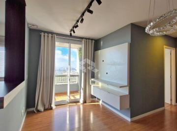 e1a2aad5-918d-491e-8b76-51d0fc1c37a2 · Apartamento de 2 dormitórios e 1 vaga de garagem, no bairro Humaitá, em Porto Alegre.
