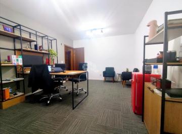 Comercial · 24m² · 1 Vaga · Sala comercial à venda, com garagem, elevador e em frente ao Parque da Redenção
