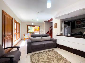 Casa · 137m² · 3 Quartos · 2 Vagas · Linda casa em condomínio bairro Guarujá.