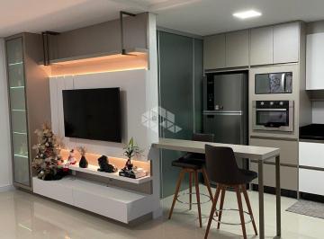 993f0e6d-cb30-4fa7-8bfa-5892d0ed7133 · Apartamento semimobiliado com dois dormitórios, suíte e duas vagas.