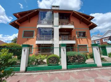 Apartamento · 33m² · 2 Quartos · 1 Vaga · Apartamento de 2 dormitórios no centro de Canela.