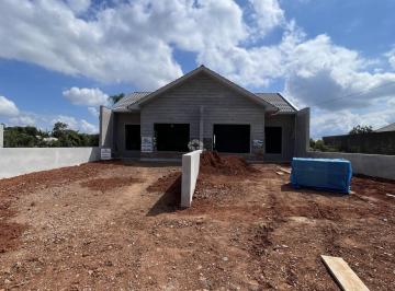 Casa · 68m² · 2 Quartos · 2 Vagas · Geminado 02 dormitórios em Linha João Alves!