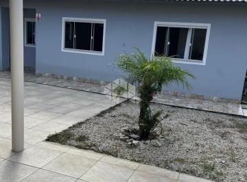 Casa · 130m² · 3 Quartos · 1 Vaga · Casa com 03 quartos/dormitórios no bairro Fundos, em Biguaçu/SC