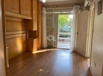 Casa · 198m² · 3 Quartos · 2 Vagas · Casa de 3 quartos, sendo 01 suíte e 2 vagas no bairro Rio Branco