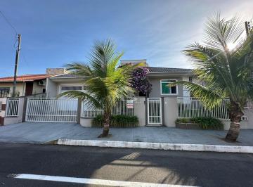 Casa · 170m² · 3 Quartos · 2 Vagas · CASA ALTO PADRÃO NO BAIRRO AMIZADE EM JARAGUÁ DO SUL