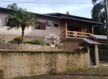 Casa · 197m² · 3 Quartos · 2 Vagas · Linda casa com móveis planejados