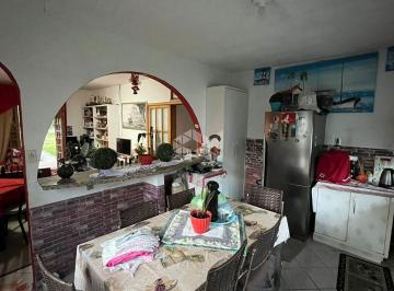Casa · 120m² · 3 Quartos · Casa com 3 dormitórios bairro São João do Rio Vermelho