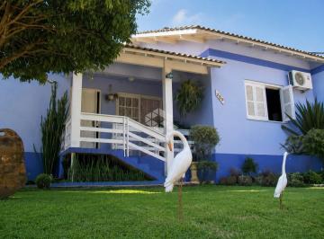 Casa · 150m² · 3 Quartos · 1 Vaga · Casa de 3 dormitórios com 150m² de área construída