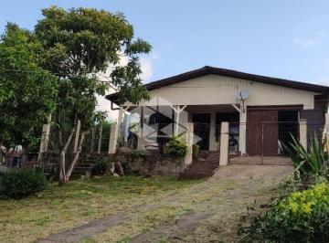 Casa · 135m² · 3 Quartos · 1 Vaga · Chalé com Excelente terreno