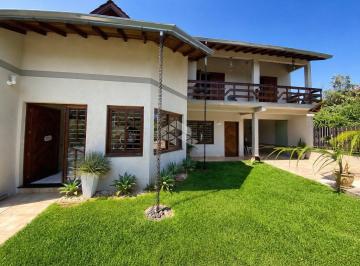 Casa · 263m² · 3 Quartos · Casa 4 dormitórios (com piscina)